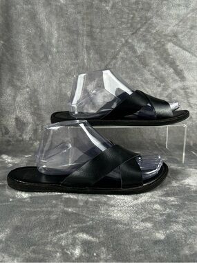 Hollister Leather Slides Womens Large 9/10 Runs Narrow Black Slip On Flat Sandal
